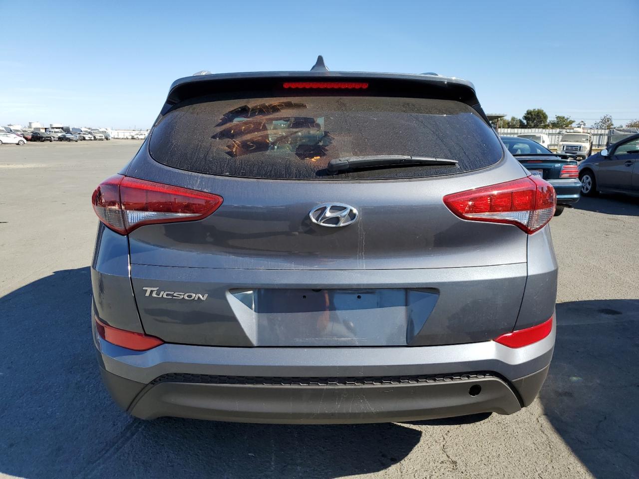 KM8J33A41JU790736 2018 Hyundai Tucson Sel