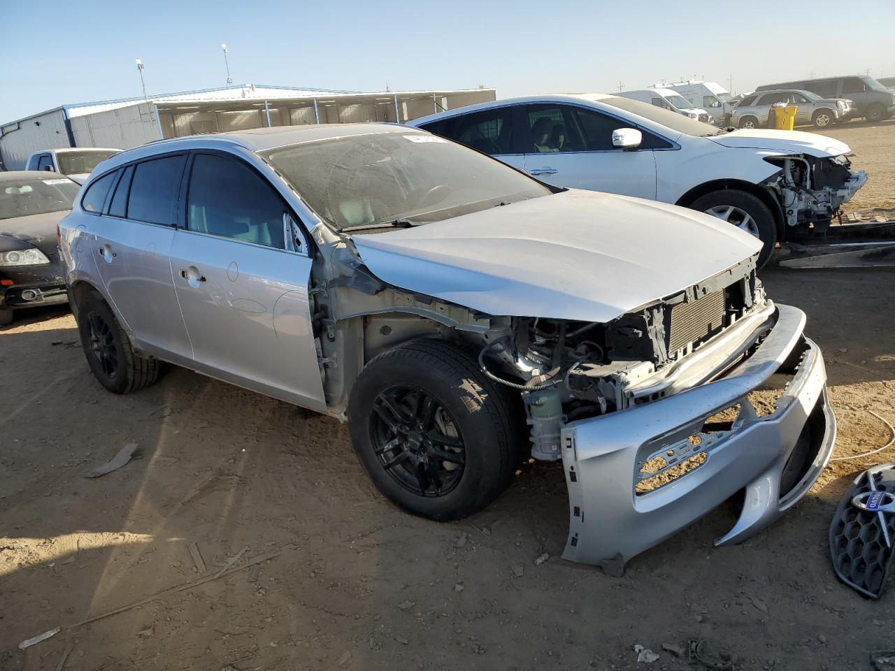 2015 Volvo V60 - Image 4