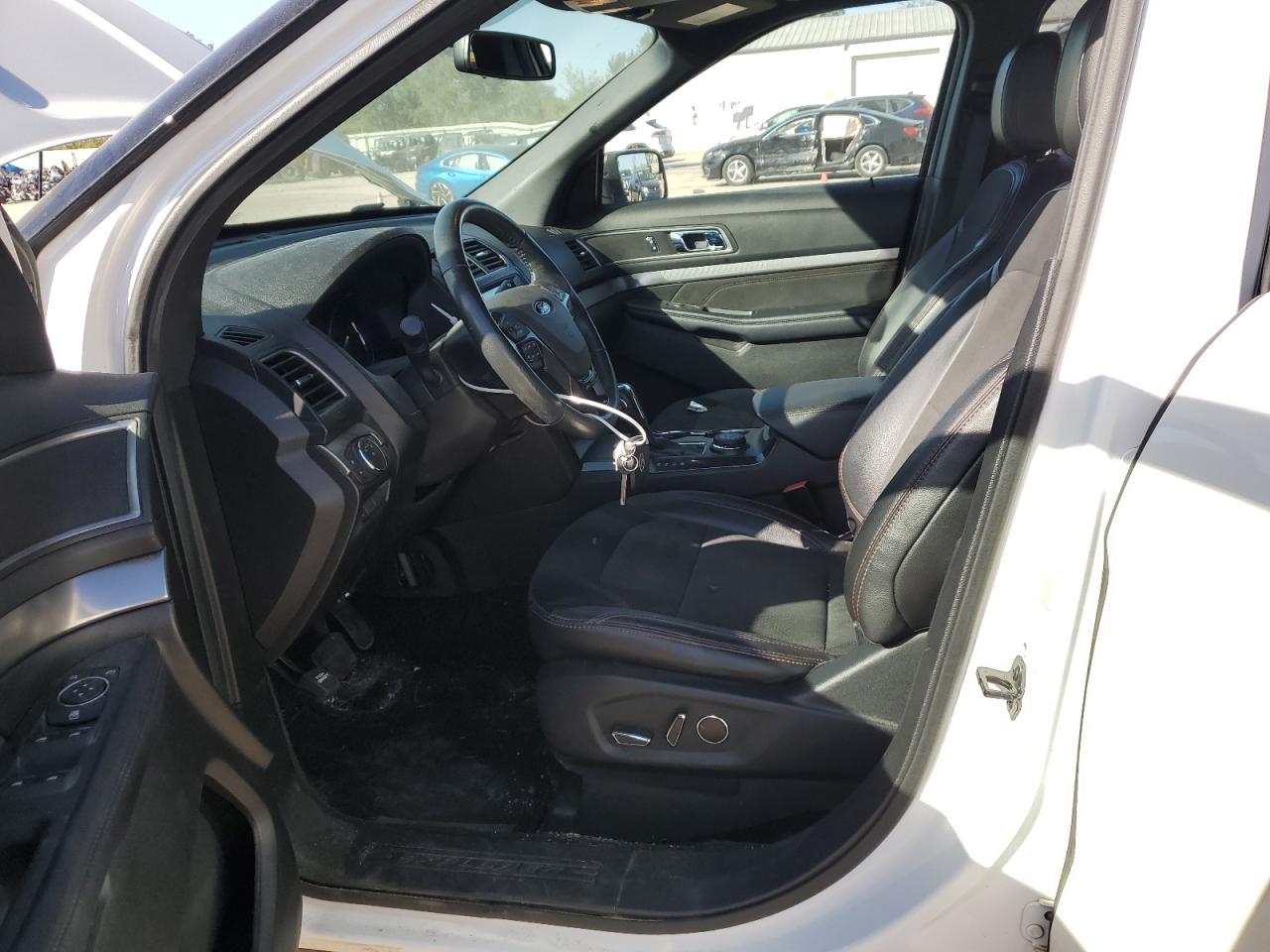 1FM5K8DH6JGA34656 2018 Ford Explorer Xlt