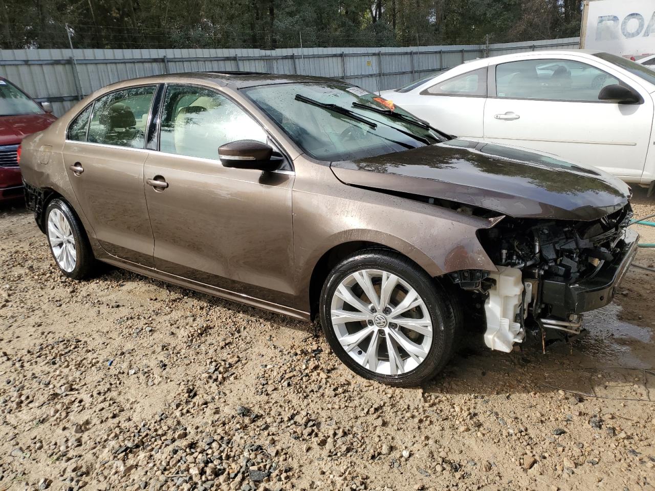 2014 Volkswagen Jetta - Image 4