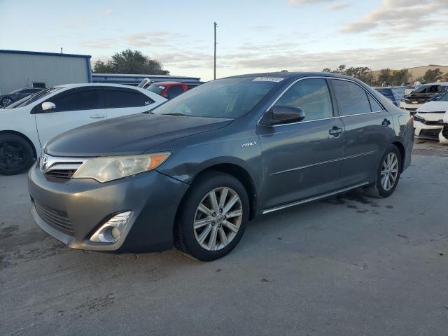 2012 Toyota Camry Hybrid