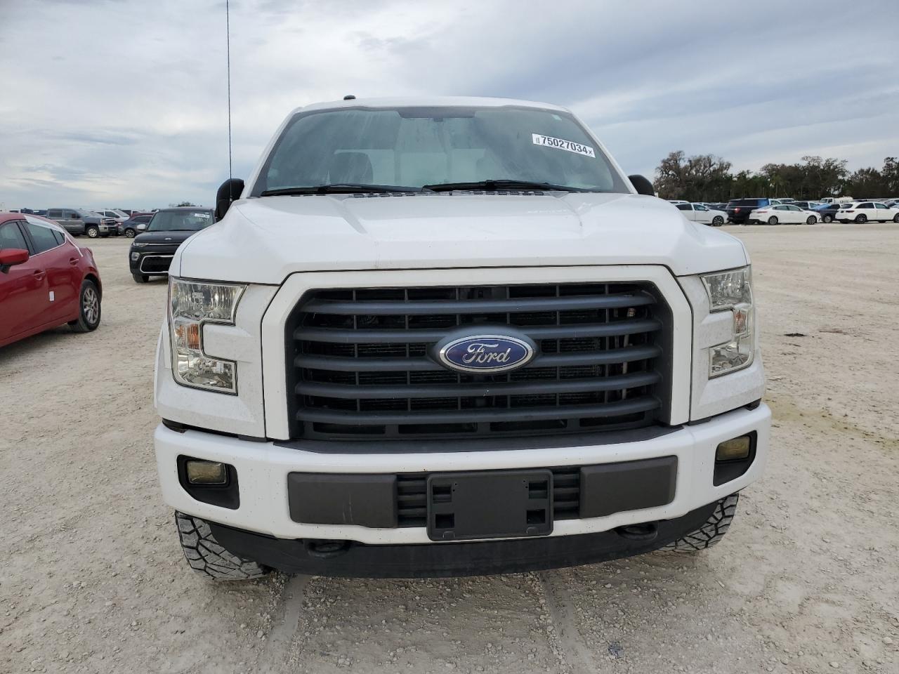 2016 Ford F-150 - Image 5