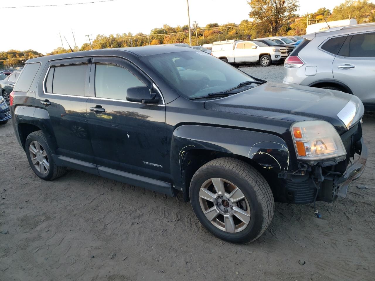 2011 GMC Terrain - Image 4
