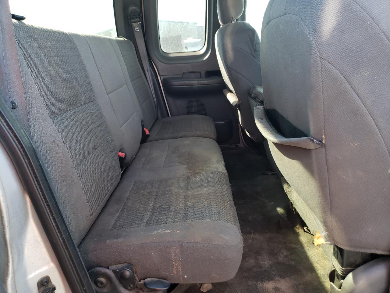 2004 Ford F-150 Heritage Classic VIN: 2FTRX17284CA88035 Lot: 75693434