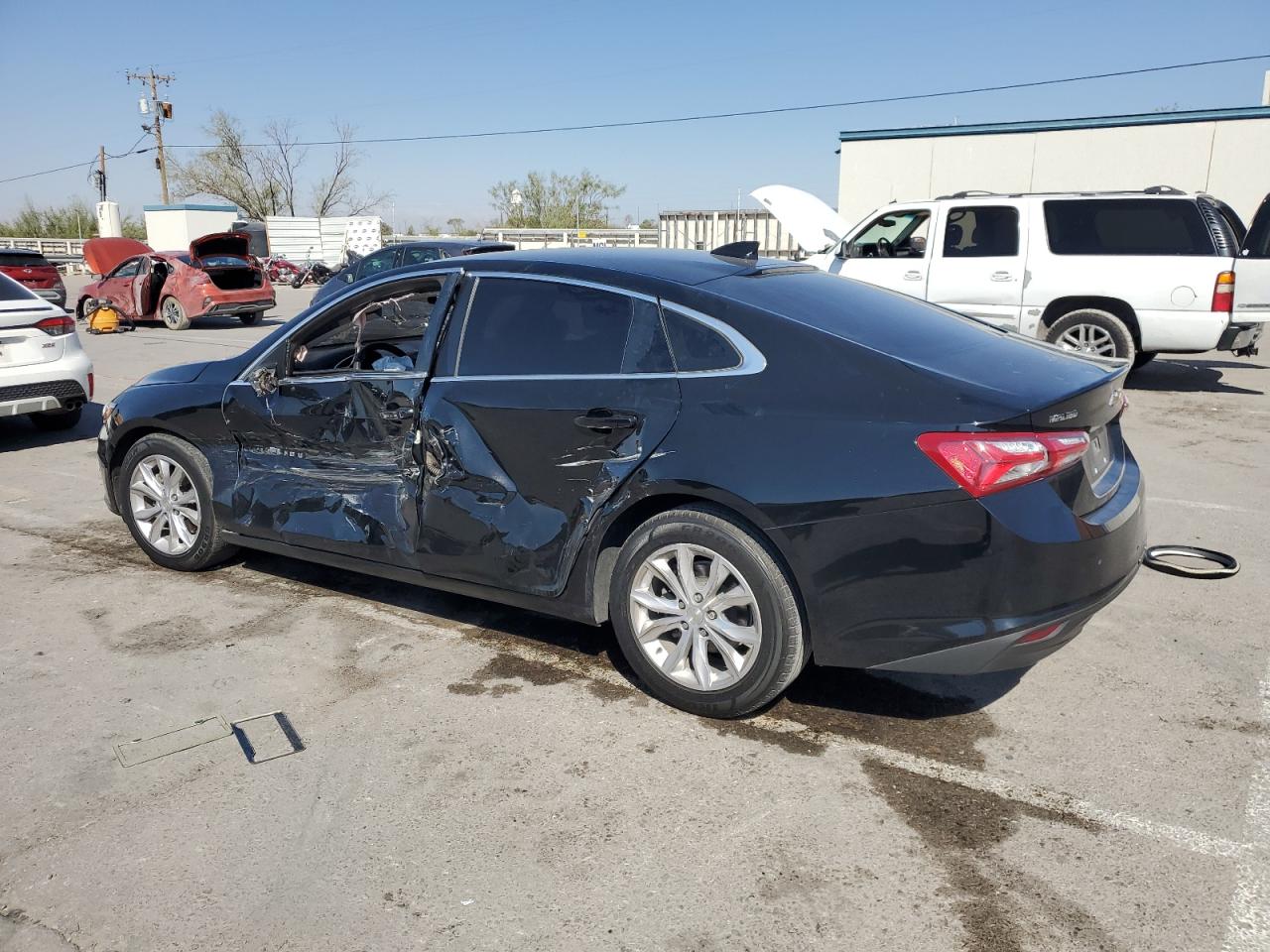 2020 Chevrolet Malibu - Image 2