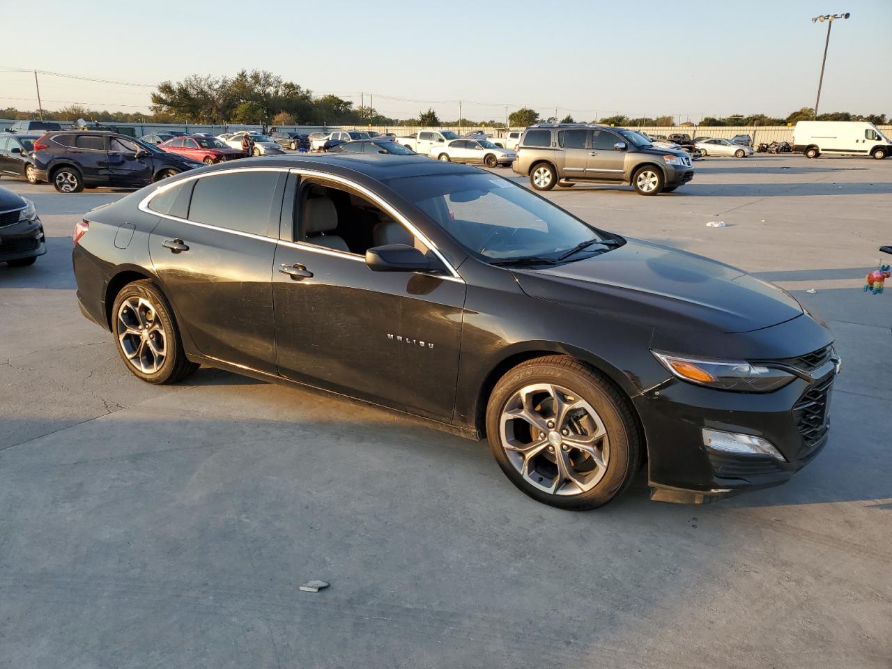 2021 Chevrolet Malibu - Image 4