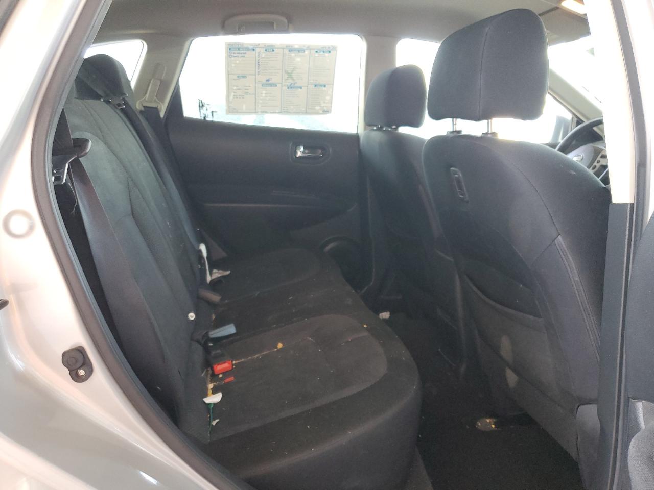2013 Nissan Rogue - Image 10
