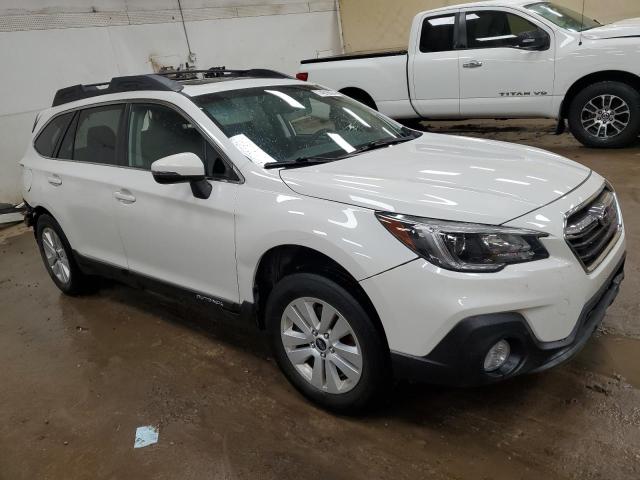  SUBARU OUTBACK 2019 Белый