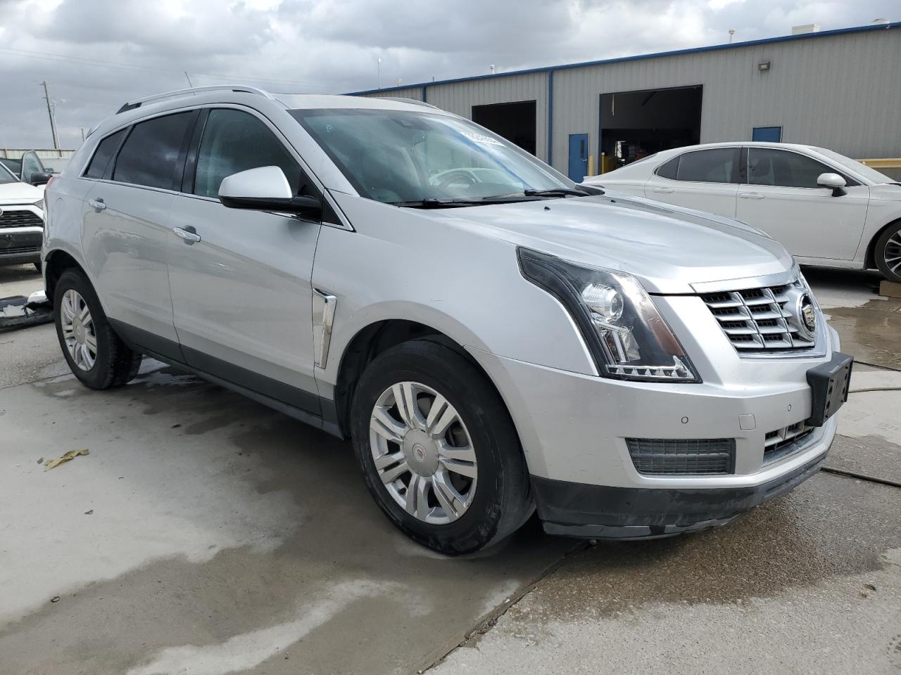 2015 Cadillac SRX - Image 4