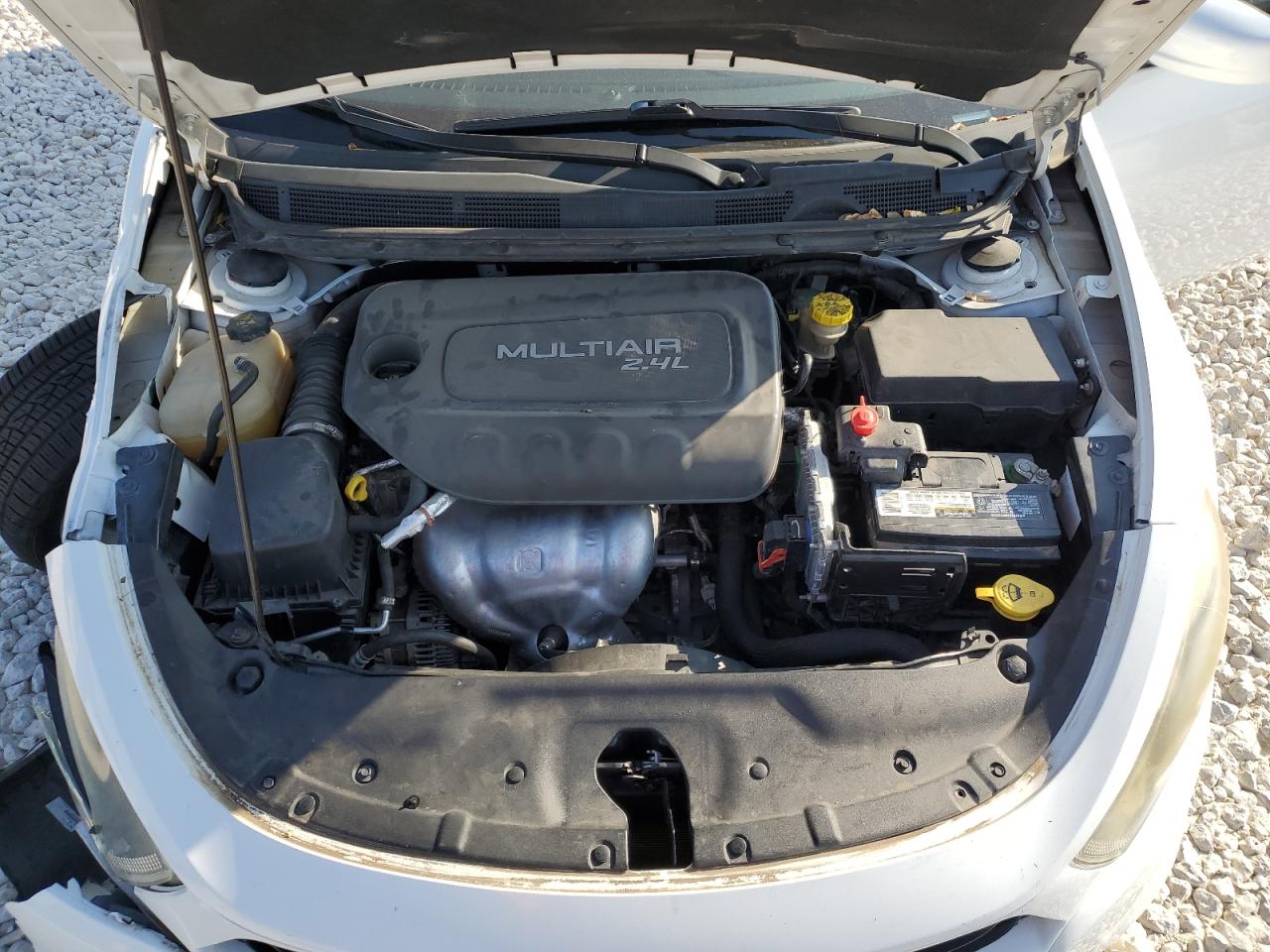 2016 Dodge Dart - Image 13