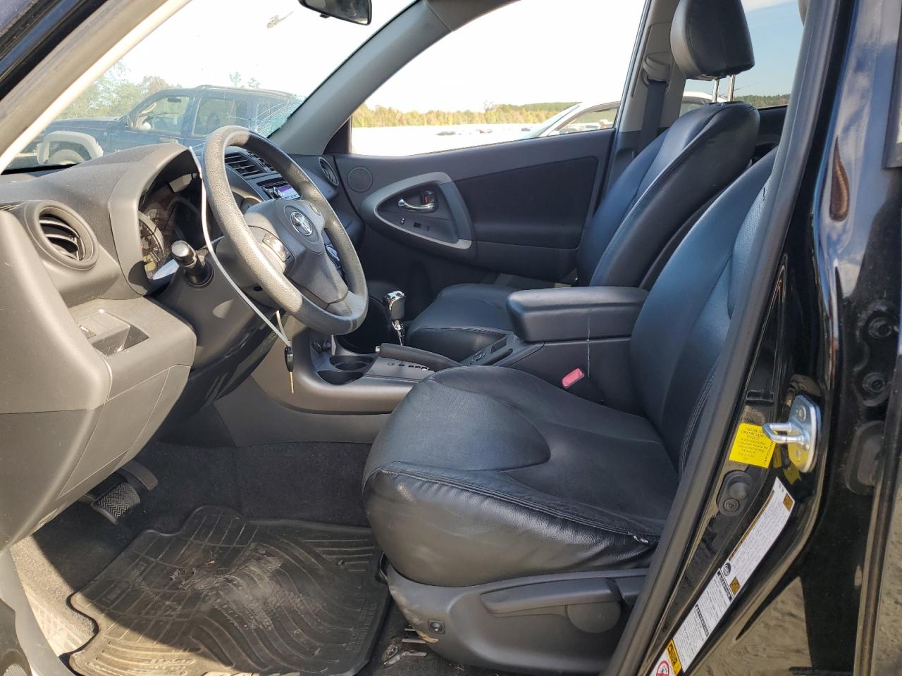2012 Toyota RAV 4 - Image 7
