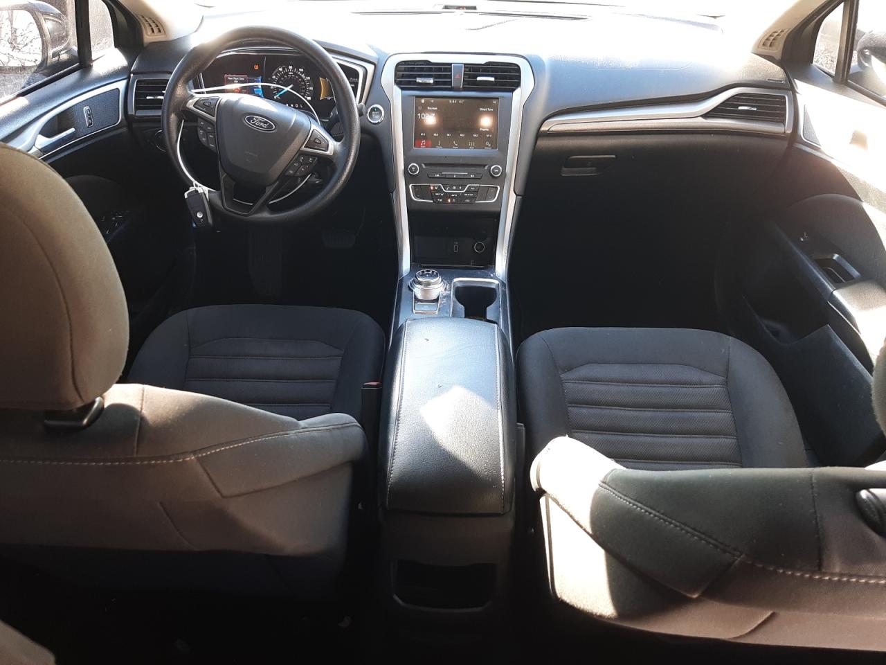 2017 Ford Fusion - Image 8