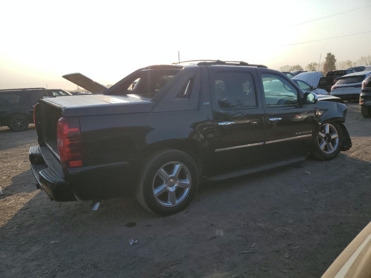 2012 Chevrolet Avalanche Ltz VIN: 3GNTKGE76CG216156 Lot: 73497544