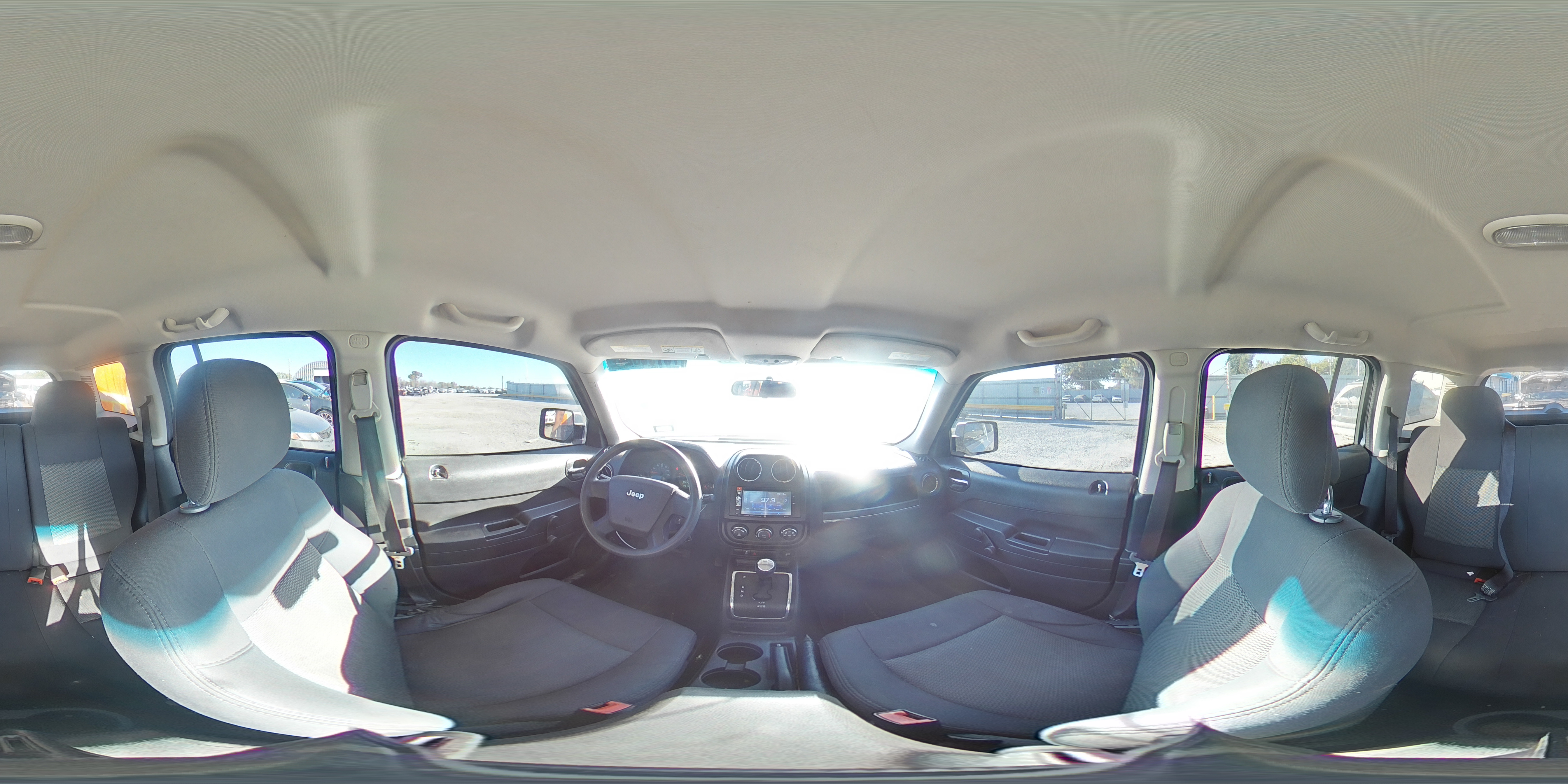 2010 Jeep Liberty (Patriot) - Image 13