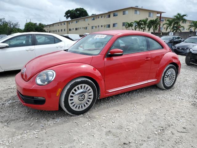  VOLKSWAGEN BEETLE 2015 Красный