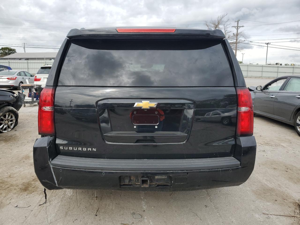 1GNSKGKC1GR244983 2016 Chevrolet Suburban K1500 Ls