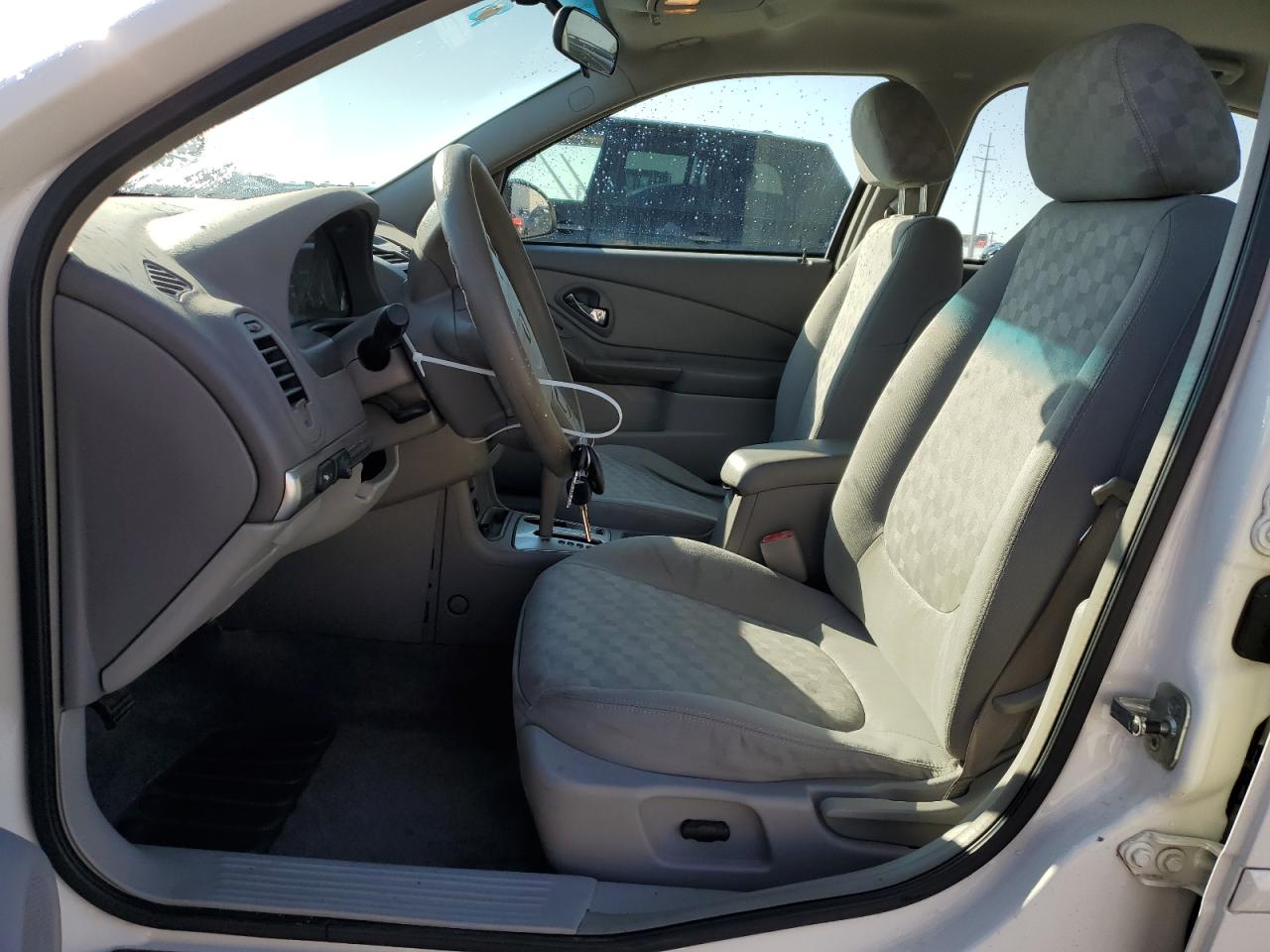 2004 Chevrolet Malibu - Image 7