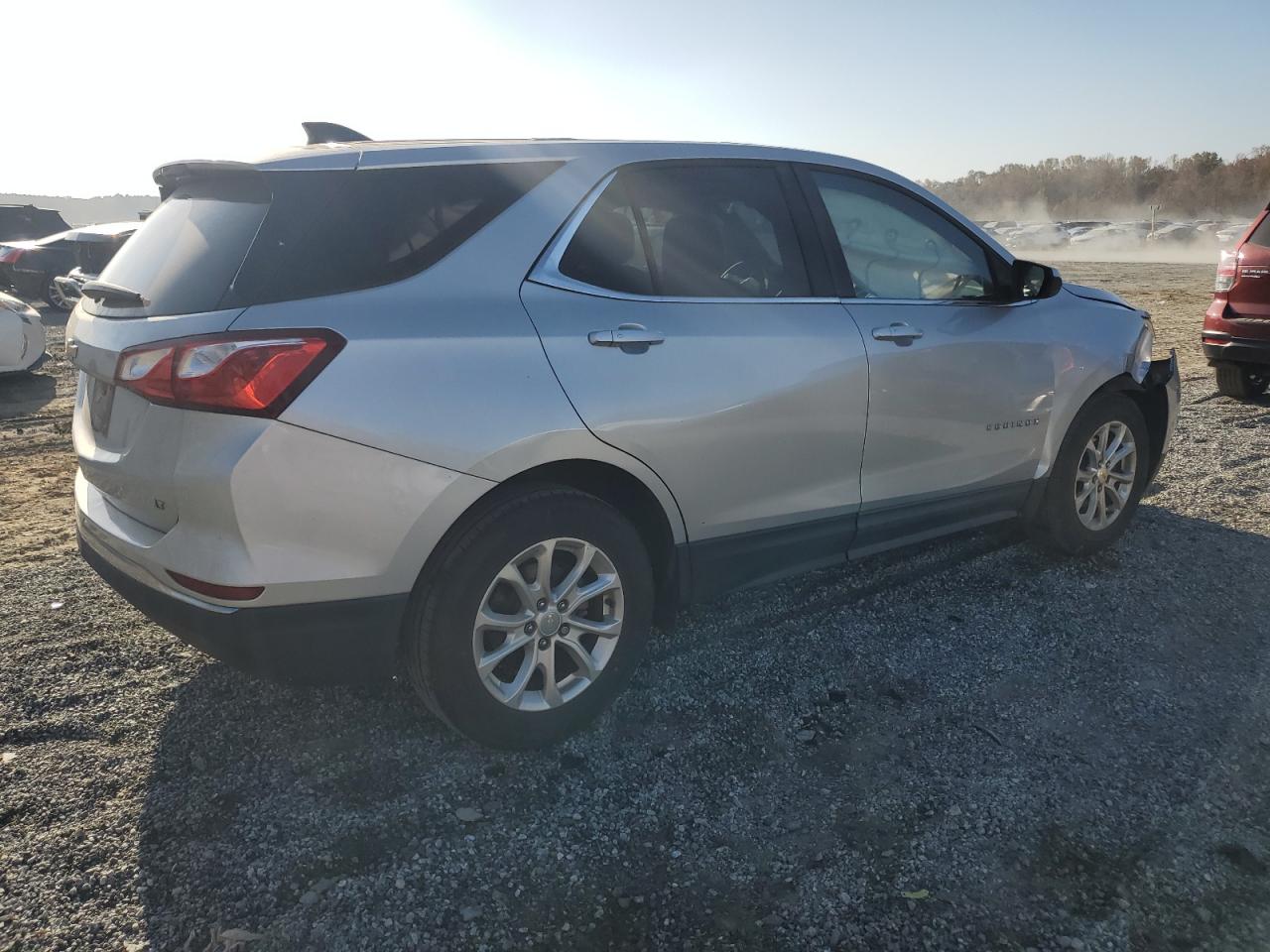 2018 Chevrolet Equinox - Image 3