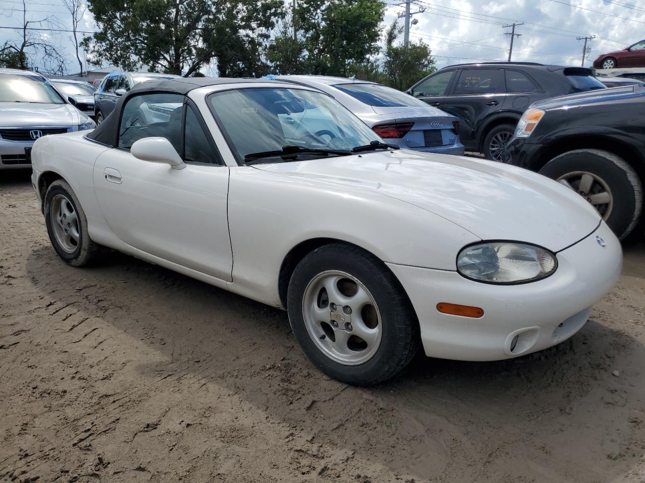2000 Mazda MX-5 - Image 4