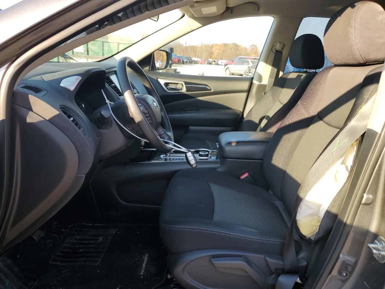 2018 Nissan Pathfinder S VIN: 5N1DR2MM9JC613844 Lot: 77841354