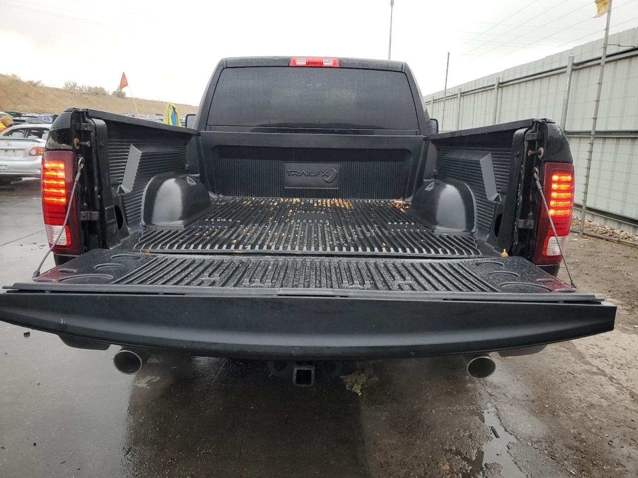 2014 RAM 1500 - Image 6