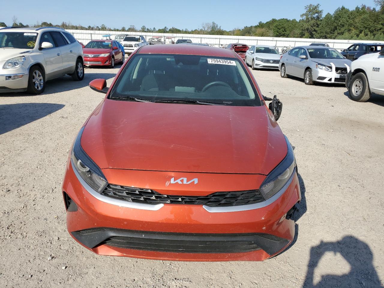 2023 Kia Forte - Image 5