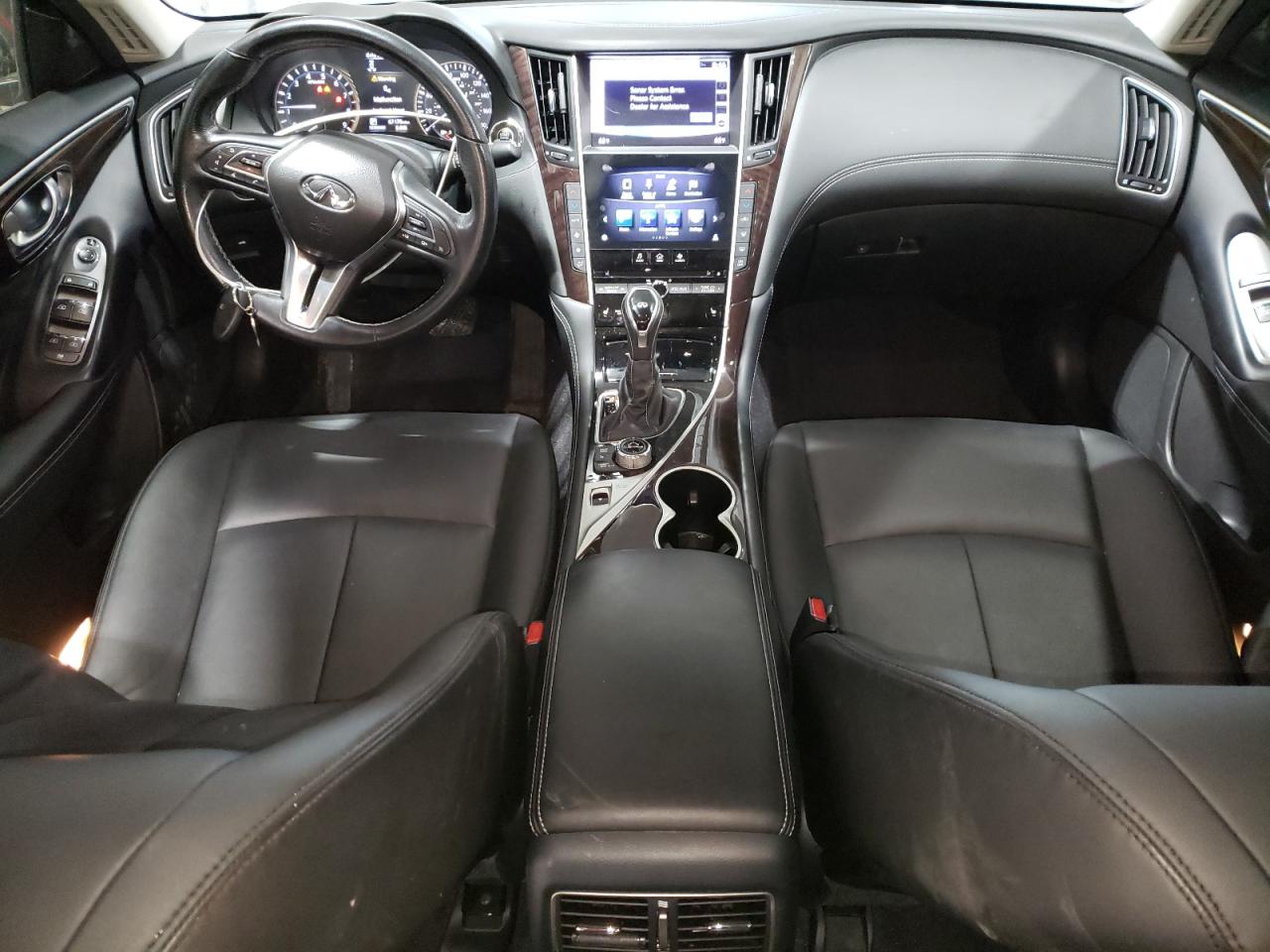 JN1EV7ARXJM438552 2018 Infiniti Q50 Luxe