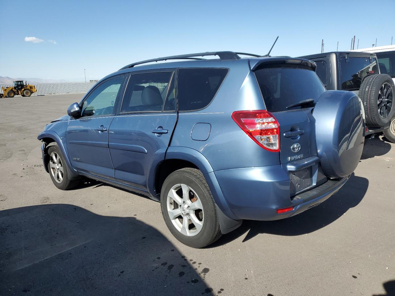 2012 Toyota RAV 4 - Image 2