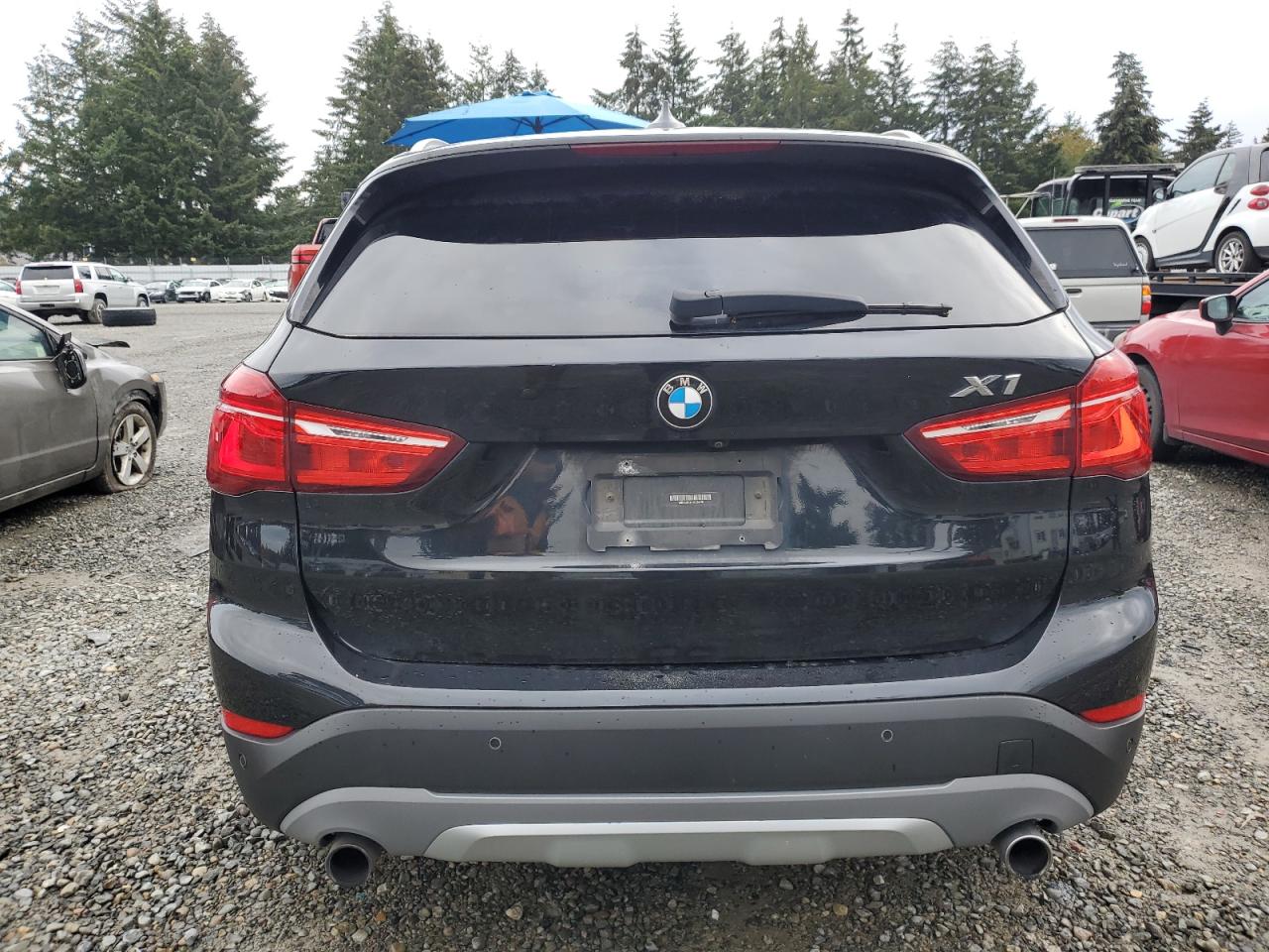 VIN WBXHU7C37H5H34130 2017 BMW X1 no.6