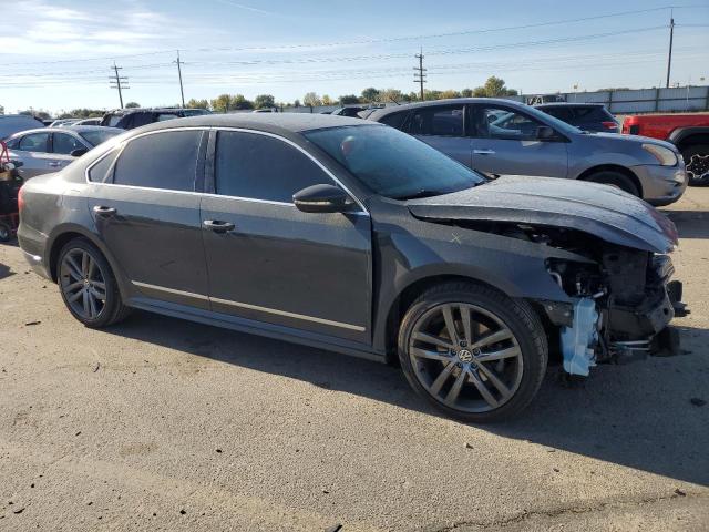  VOLKSWAGEN PASSAT 2016 Gray