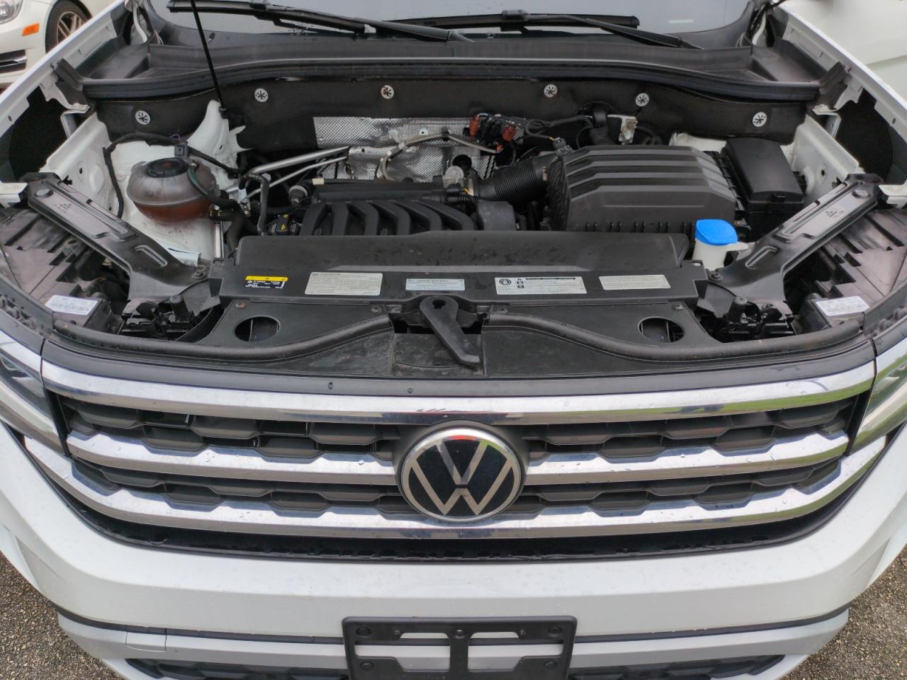 1V21E2CA0LC224585 2020 Volkswagen Atlas Cross Sport Se