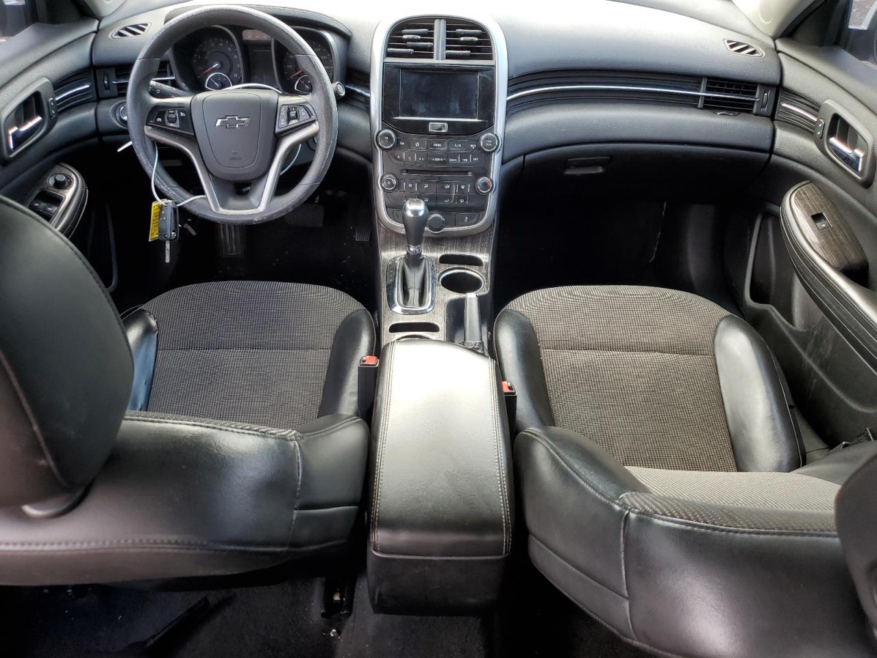 2016 Chevrolet Malibu - Image 8