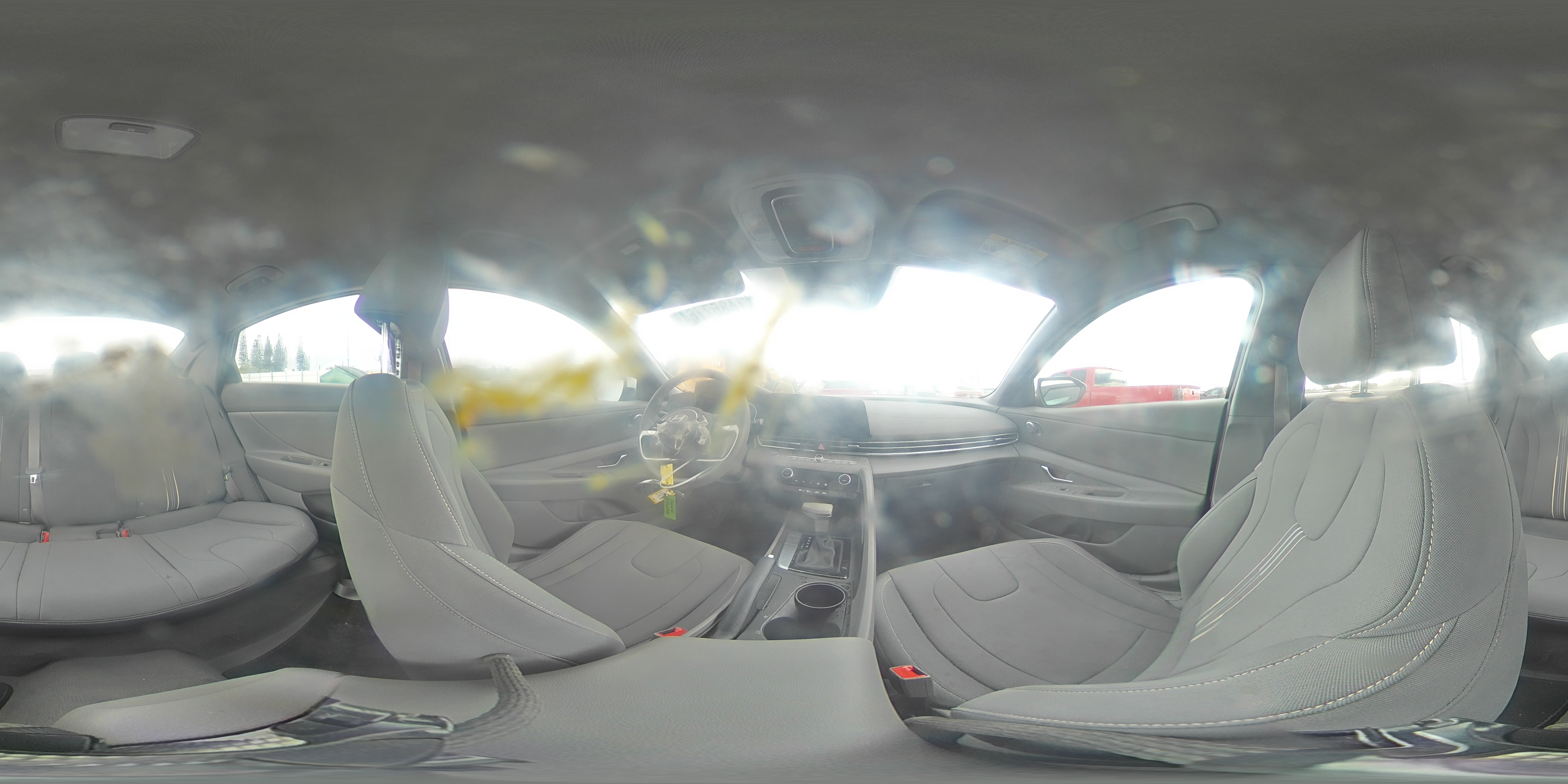 2024 Hyundai Elantra - Image 13