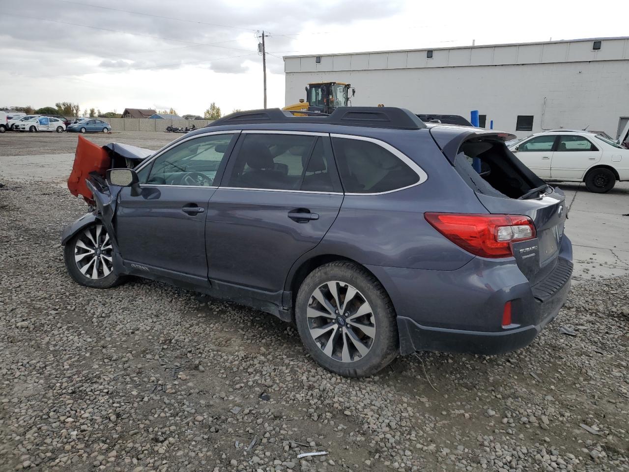 VIN 4S4BSENC0F3282646 2015 SUBARU OUTBACK no.2