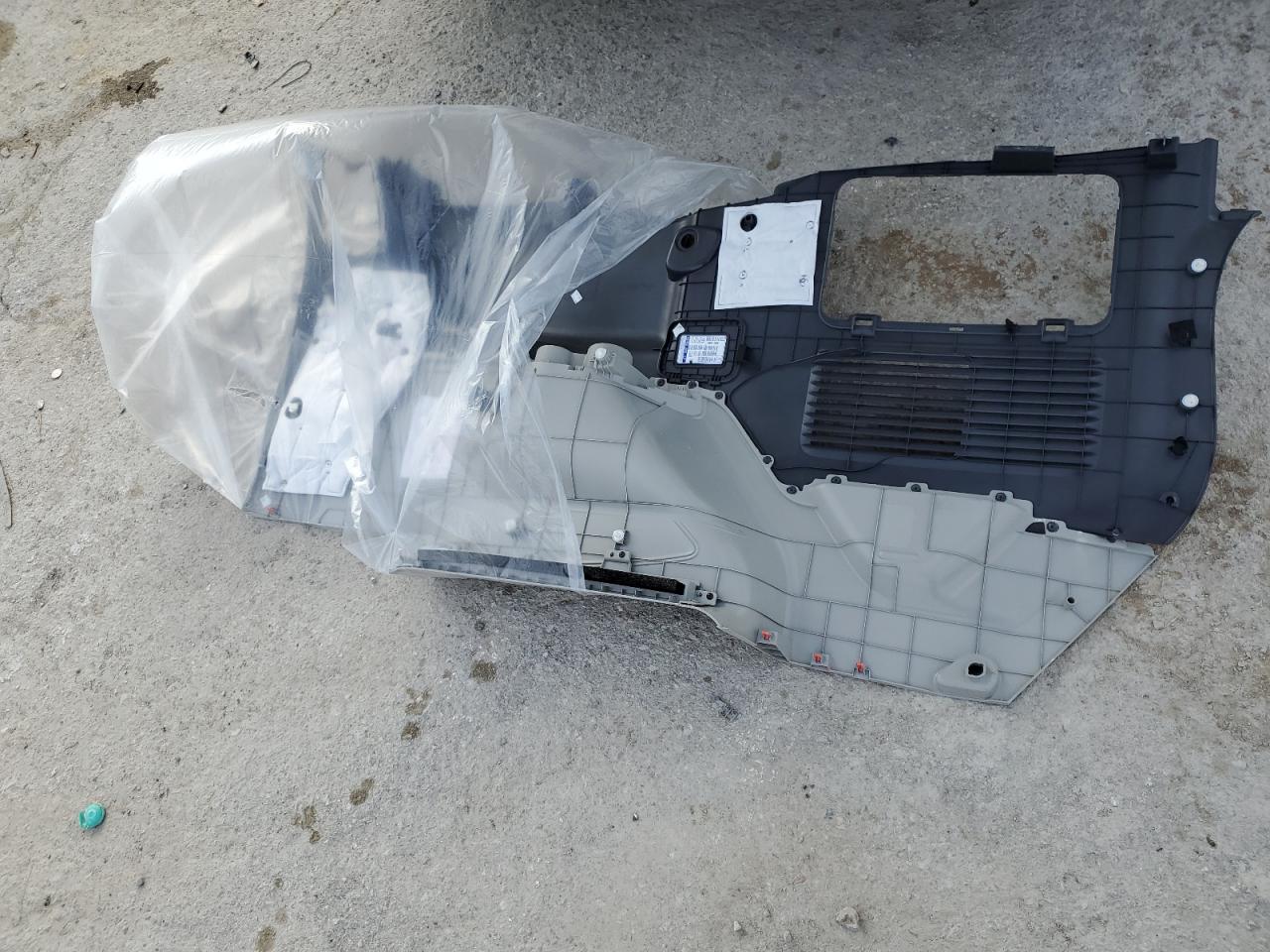 5TDYRKEC2NS134018 2022 Toyota Sienna Xle