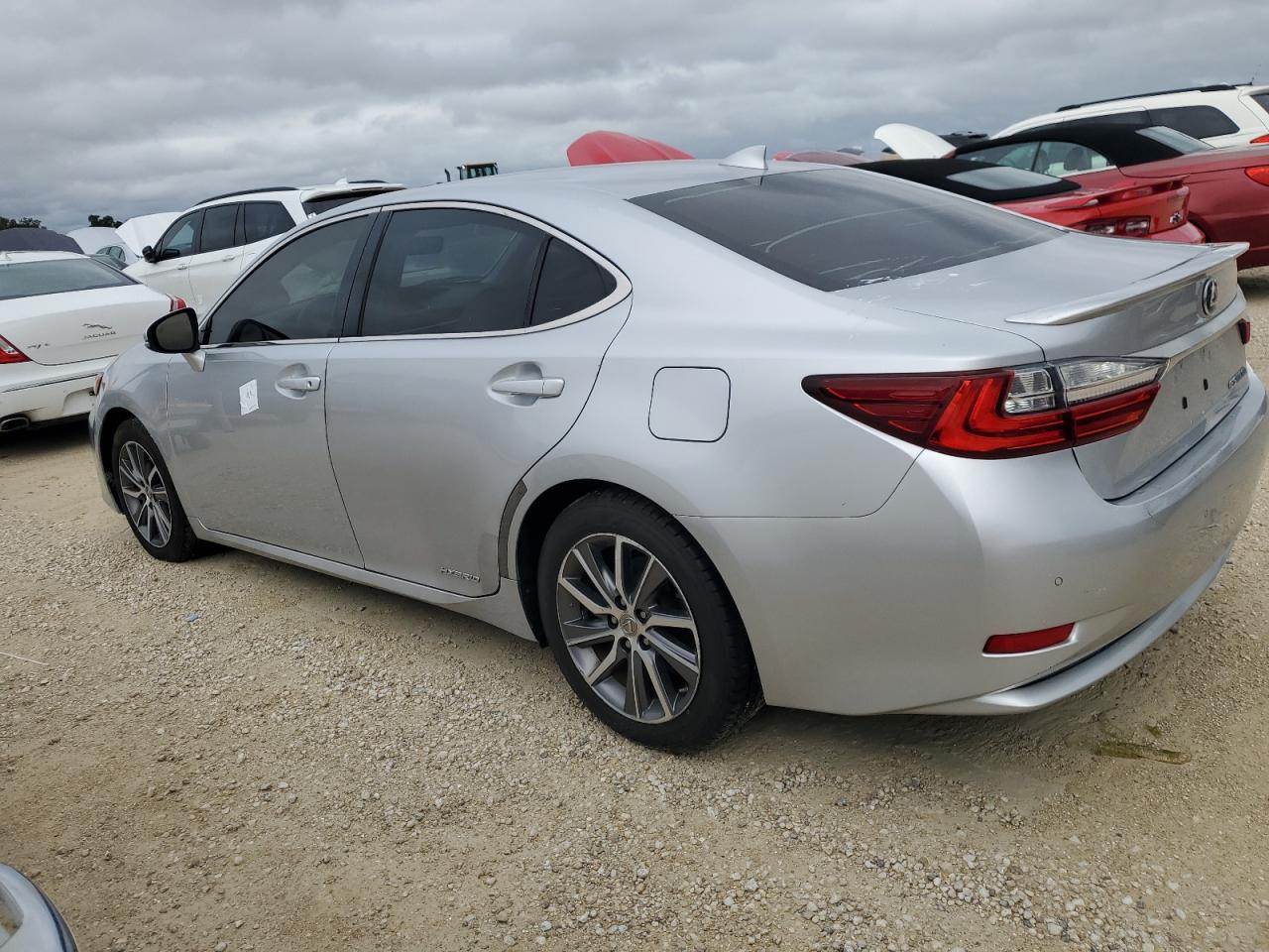 JTHBW1GG8G2101851 2016 LEXUS ES - Image 2