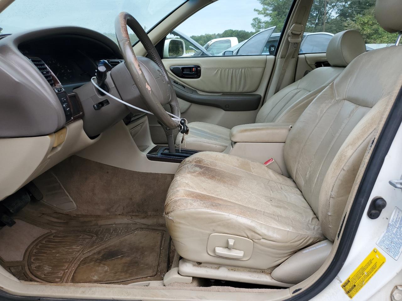 1999 Toyota Avalon - Image 7
