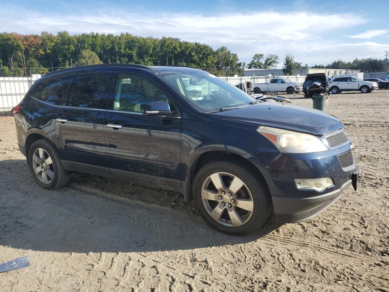 2012 Chevrolet Traverse - Image 4