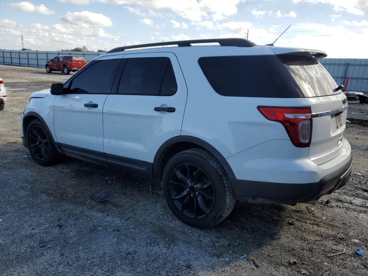 2013 Ford Explorer - Image 2