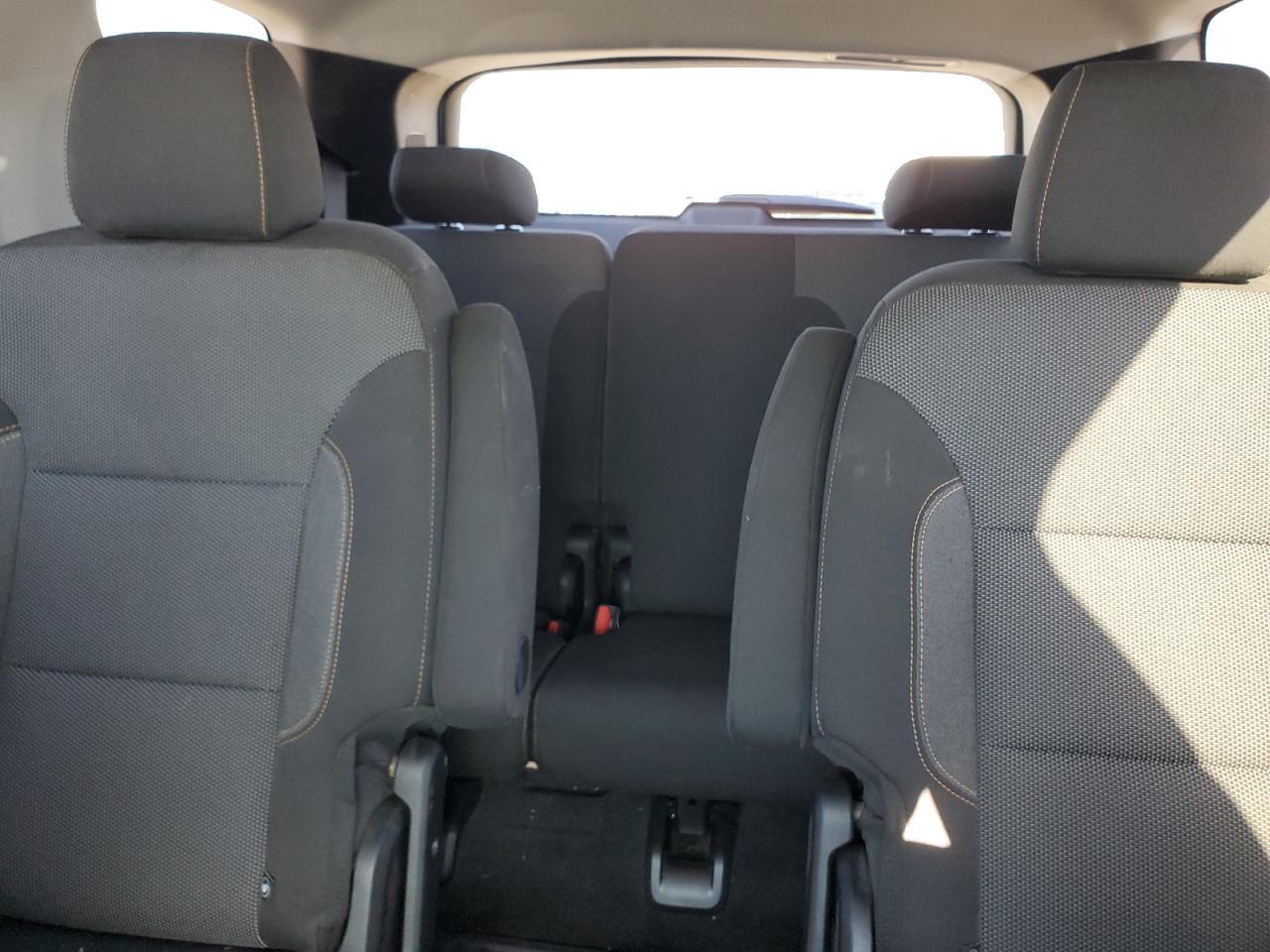 2020 Chevrolet Traverse - Image 10