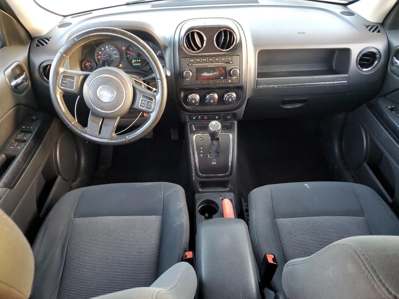 2011 Jeep Liberty (Patriot) - Image 8