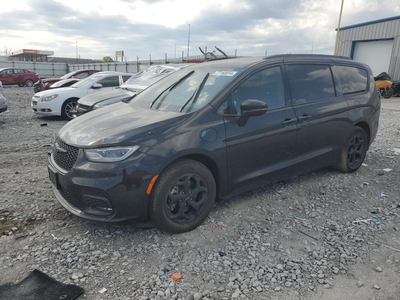 2021 Chrysler Pacifica - Image 1