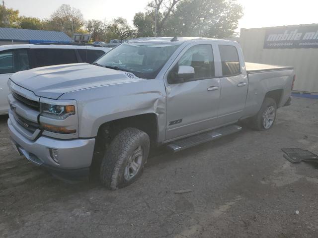 2017 Chevrolet Silverado K1500 Lt na sprzedaż w Wichita, KS - Rollover