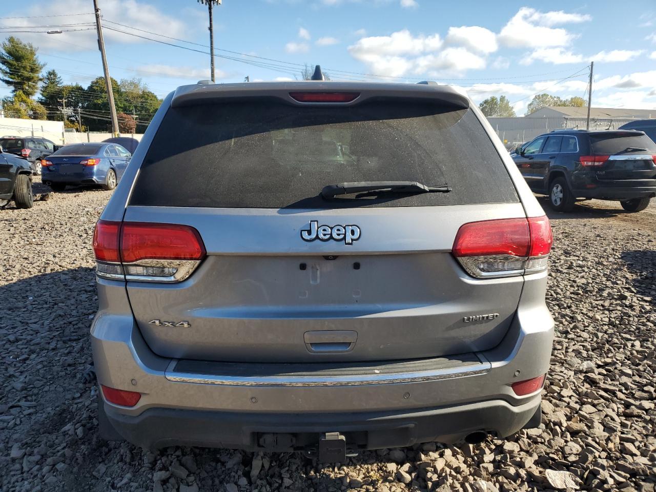 2015 Jeep Grand Cherokee Limited VIN: 1C4RJFBG2FC943693 Lot: 75518934