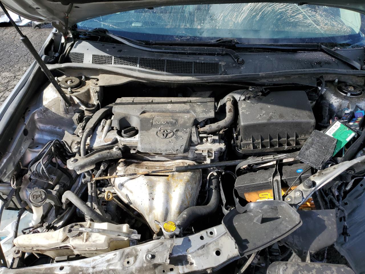 2016 Toyota Camry - Image 11