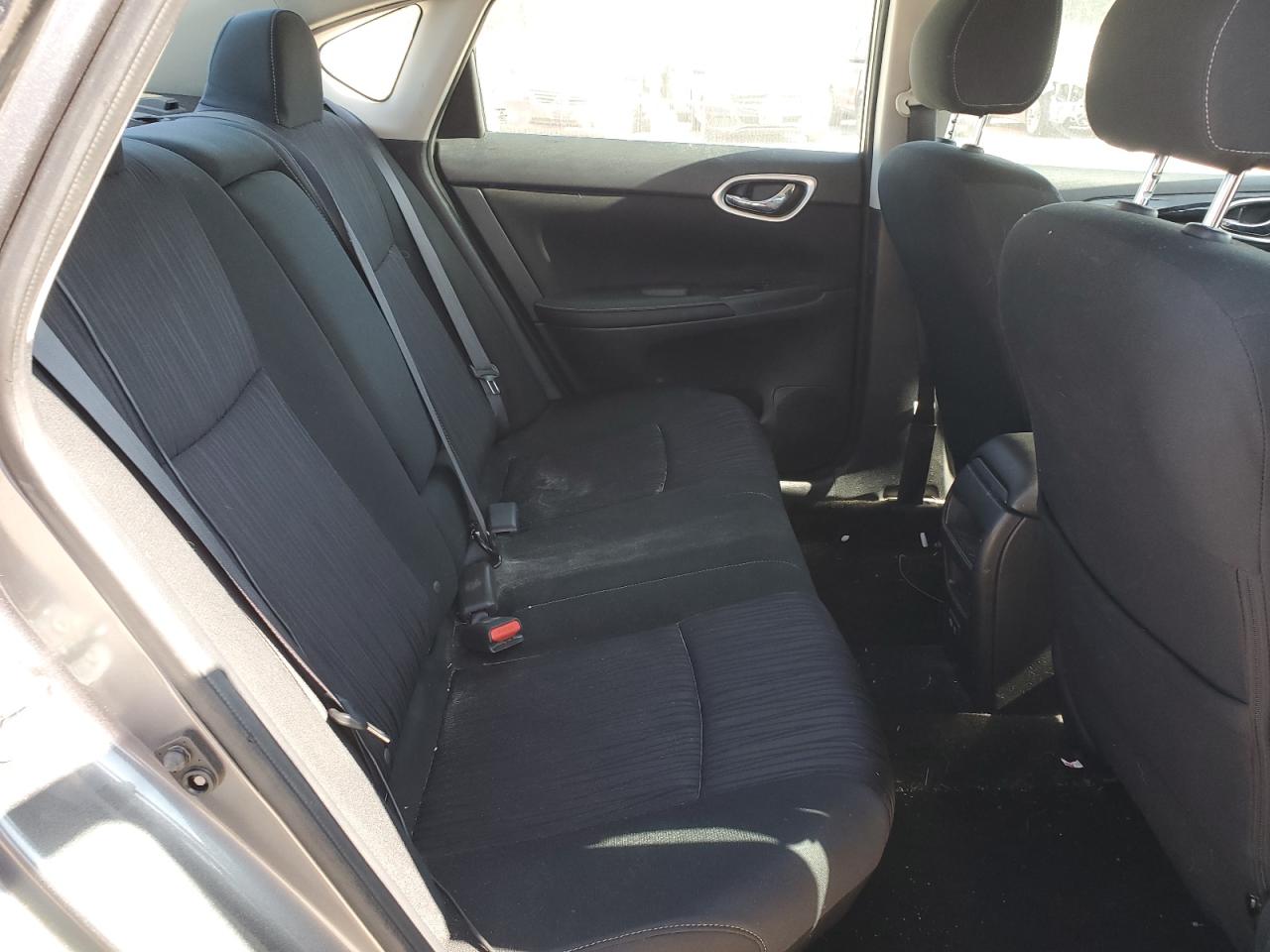 2019 Nissan Sentra - Image 10