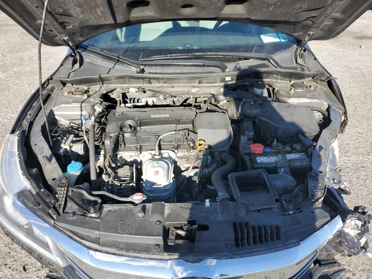 1HGCR2F3XHA308025 2017 Honda Accord Lx