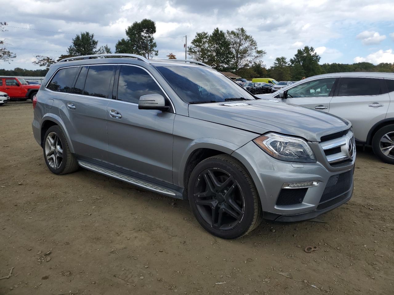 VIN 4JGDF7DE4FA596582 2015 MERCEDES-BENZ GL-CLASS no.4