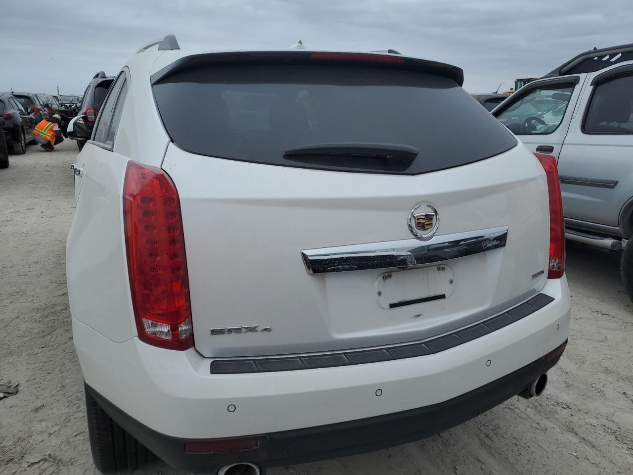 3GYFNFE39ES518992 2014 Cadillac Srx Performance Collection