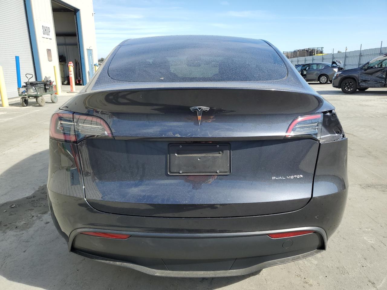 VIN 7SAYGDEE4RF075988 2024 TESLA MODEL Y no.6